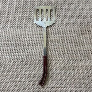 STANHOME Stainless Flipper Slotted Spatula Burgundy Handle Vintage MCM‎